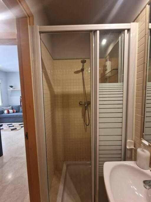 Isg Apartments Estudio En La Alameda Севилья Экстерьер фото